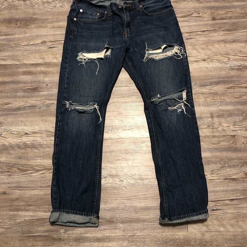 DESTROYED Dark wash Denim jeans